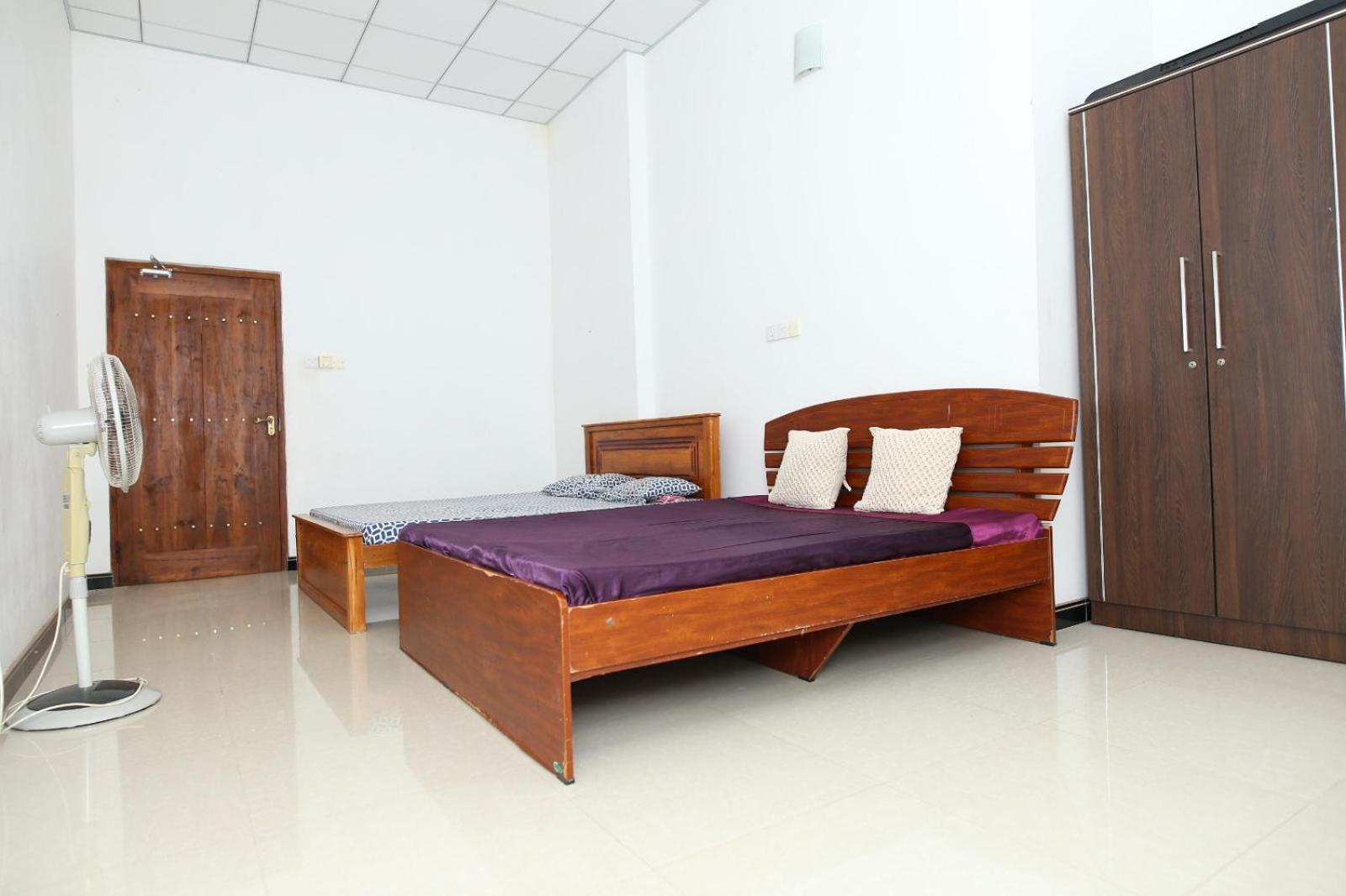 Sujee'S Guest House With Two Bed Rooms Anuradhapura Exterior photo