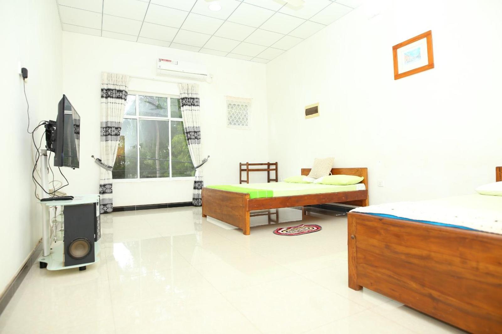 Sujee'S Guest House With Two Bed Rooms Anuradhapura Exterior photo